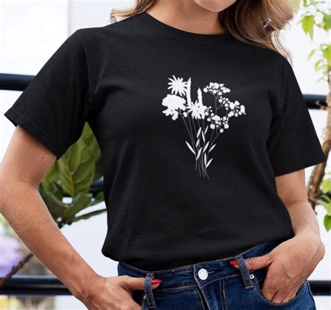 Flower T Shirt Cotton Tee Wildflower Shirt Minimalist Etsy