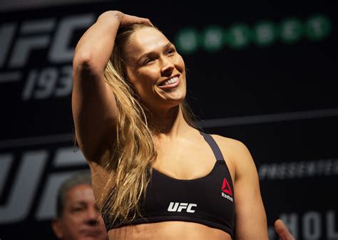 Who Wants To See Ronda Rousey Covered In Body Paint Rolling Stone