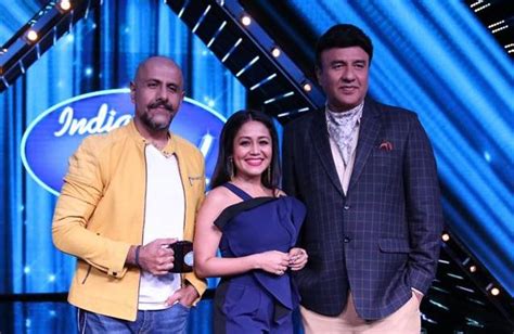Indian Idol 11 Aditya Narayan Replaces Maniesh Paul As Host In Sony Tvs Reality Show