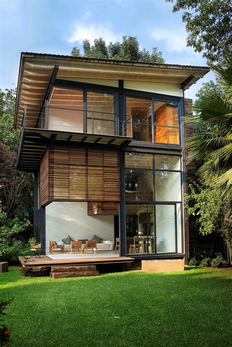 Desain rumah minimalis dewasa ini digandrungi berbagai kalangan. 45+ Rumah Kayu Minimalis Model Sederhana & Desain Modern