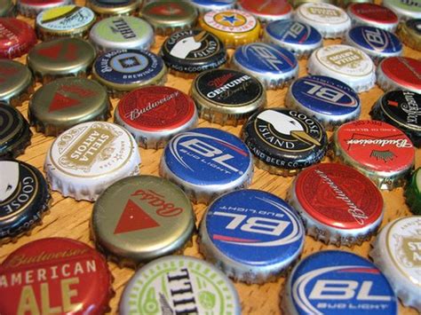 How To Make Beer And Plastic Bottle Cap Crafts Projects And Ideas