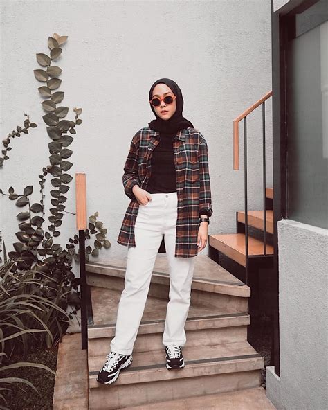 Ootd hijab become a trend among muslim hijab. 8 Inspirasi OOTD Hijab Simple Buat ke Kampus
