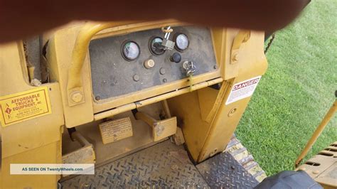 John Deere 555b Crawler Loader With Backhoe Attachment