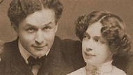 Bess Houdini: The Untold Truth Of Harry Houdini's Wife