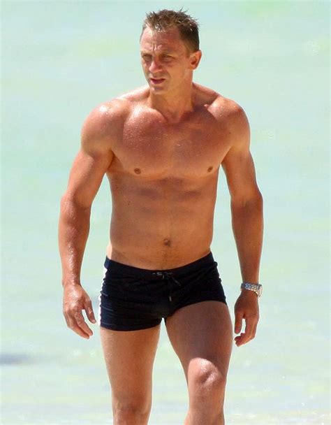 Daniel Craig Swimsuit Photo