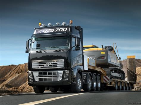 Volvo Fh 16 700 750 With A Heavy Equipment Transport
