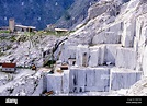 Cantera de mármol en los Alpes Apuanos, cerca de Carrara, Toscana ...