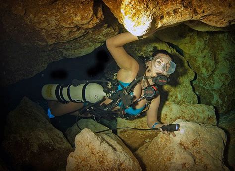 Deep Cave Scubagirl Underwater Scuba Girl Diving