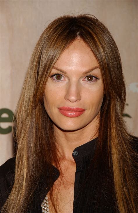 Jolene Blalock Wallpapers Images Photos Pictures Backgrounds