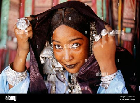 Algeria Tamanrasset Sahara Desert Portrait Veiled Woman Of Tuareg