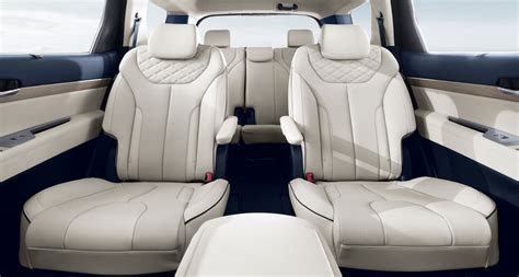 The 2020 hyundai palisade is a truly special vehicle that brings a formidable cargo room is measured at 18.0 cubic feet behind the third row, 45.8 cubic feet behind the second row and 86.4 cubic feet with both rows folded. Palisade | SUV | Hyundai Philippines