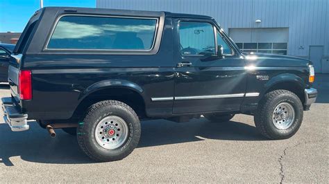 Autotrader Find Of The Week 1993 Ford Bronco Offers Pure Nostalgia