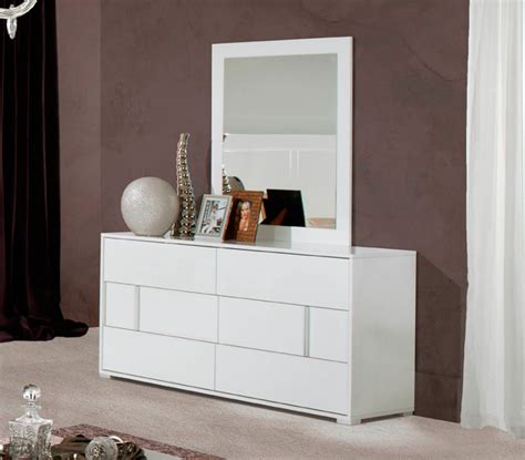 Alle White Gloss Modern Bedroom Set Modern Bedroom Furniture