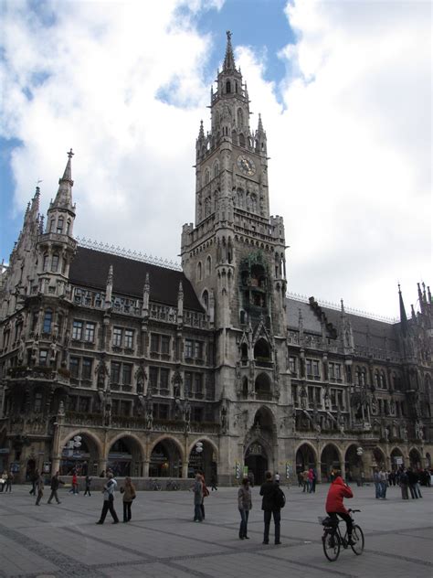 Munich City Center Yarn Shops And Other Attractions Ms Mae Travels