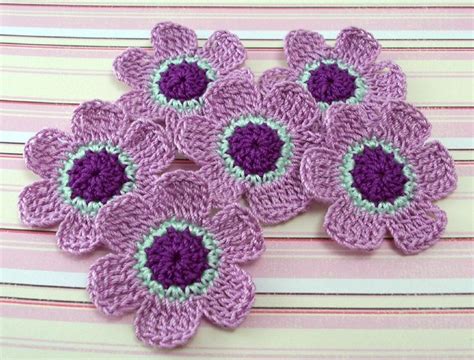 Purple Flowers 6 Petal Flowers Flower Appliques Crochet Etsy In 2020