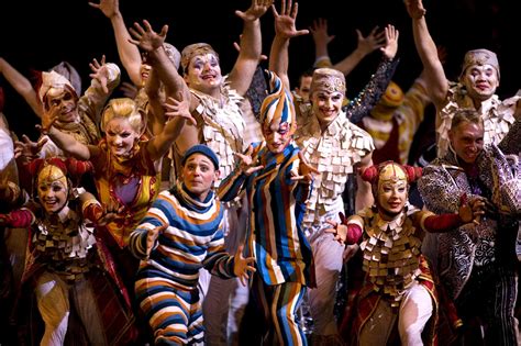 Review Cirque Du Soleils Kooza Royal Albert Hall Londonist