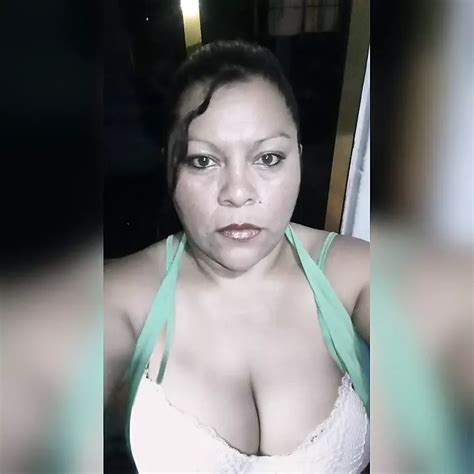 madura puta mexicana hablando con su amiga por whatsapp xhamster