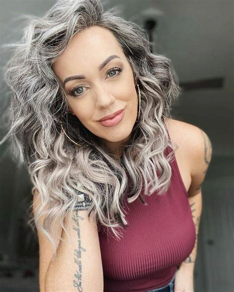 41 Year Old Woman Decides To Stop Dyeing Her Hair After It Started