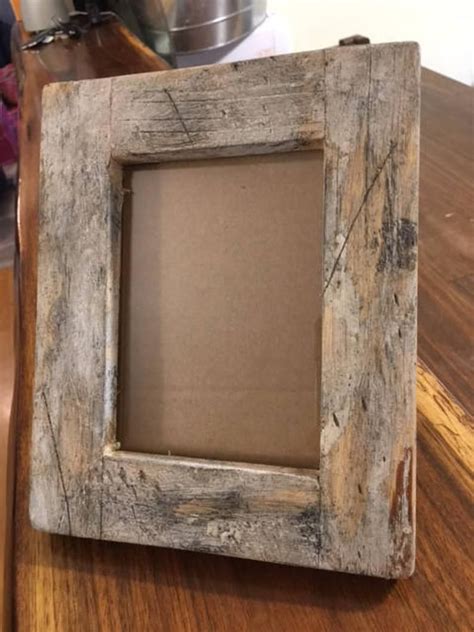 Rustic Frame Etsy In 2020 Rustic Picture Frames Rustic Frames