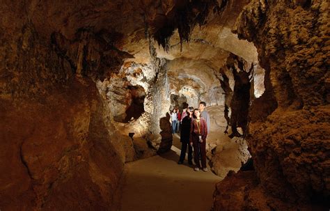 Jenolan Caves New South Wales Things To Do In Jenolan Caves