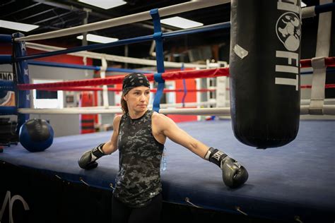 Mandy Bujold Canadian Boxer May Miss Olympics The New York Times