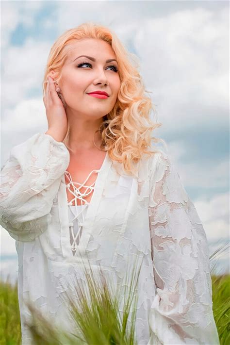 Gorgeous Olga 41 Yo From Mariupol With Blonde Hair Id 858601