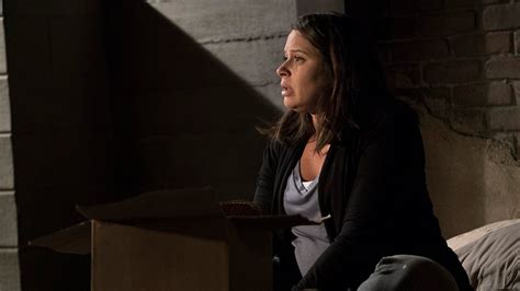 Scandal Star Katie Lowes On The Shocking Quinn Twist And What It