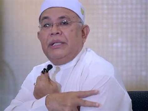 Dato seri ustaz abu hassan din al hafiz. Menghindar Pengamalan Ilmu Sihir: Ust Dato' Abu Hassan Din ...