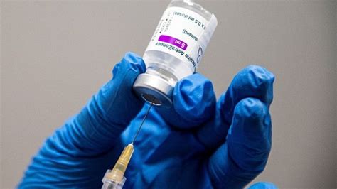 Covid aşıları Bilim insanları AstraZeneca aşısının neden kan
