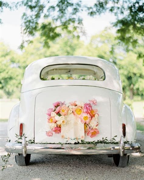 30 Ways To Decorate Your Wedding Getaway Car Wedding Getaway Car