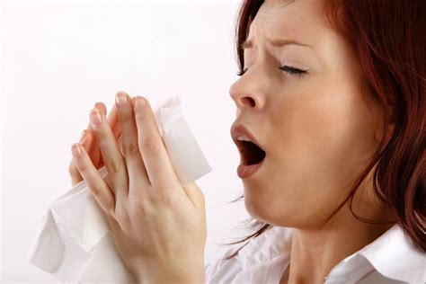 Reason Behind Sneezing 10 Facts About Sneezing Get All Solved