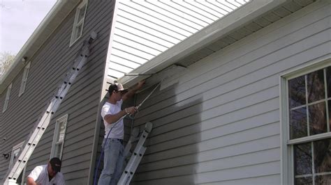 A Close Up Look At Painting Aluminum Siding Youtube