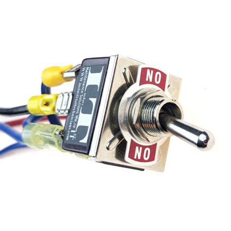 Industec Maintained Motor Polarity Reversing Toggle Switch 12v 20a 2