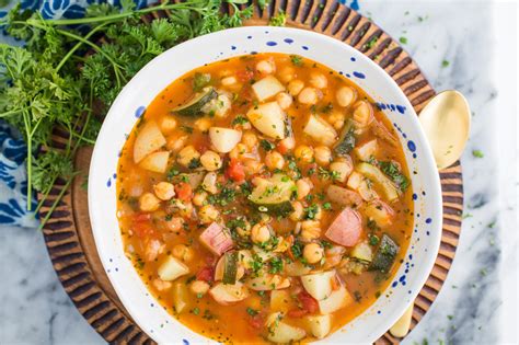 Can't wait to try this at home. Moroccan Chickpea Soup | Food with Feeling