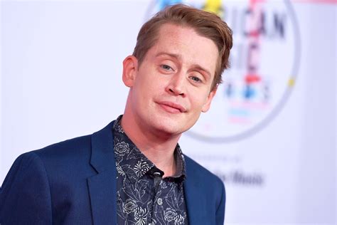 Best boyfriend, pizza band member, painter, #1 bill goldberg fan, voted 3rd most likely to be president from the cast of home alone 2. Macaulay Culkin Responds To Drake Trolling Kevin Durant ...