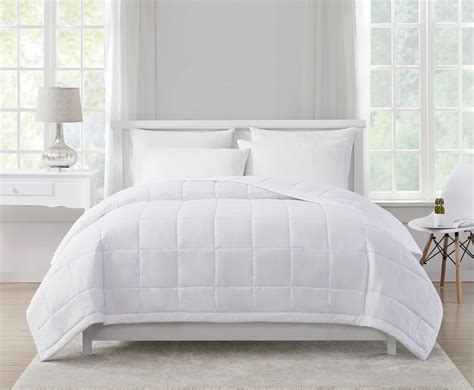 Mainstays Solid Down Alternative Bed Blanket King White