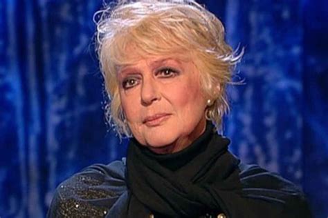 Loretta Goggi Dopo La Morte Del Marito La Grave Malattia Dramma Infinito