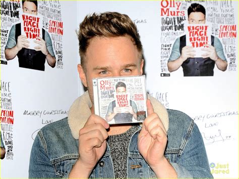 Olly Murs Right Place Right Time London Signing Photo 622060