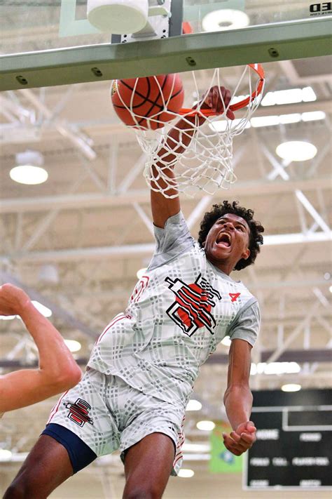 Jalen Green’s fast track to the NBA, and perhaps the Rockets at No. 2