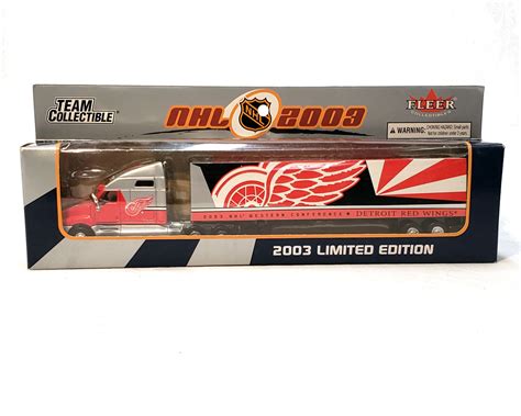 Detroit Red Wings 2003 Diecast Tractor Trailer Swit Sports