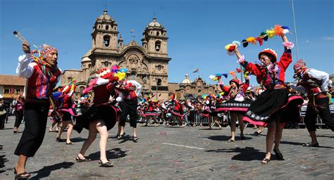 Dances In Cusco Peru Peru Vacation International Air Ticket Machu
