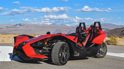 This 3 seater motorcycle delivers a confident ride. Slingshot - 3 Wheel Sports Car Valley of Fire Tour
