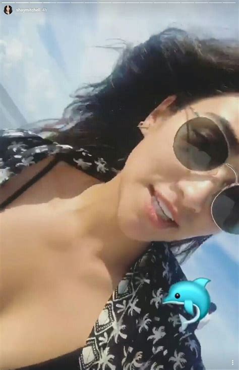 Pin By T Mack On Shay Mitchell Snapchat Mirrored Sunglasses Women Mirrored Sunglasses