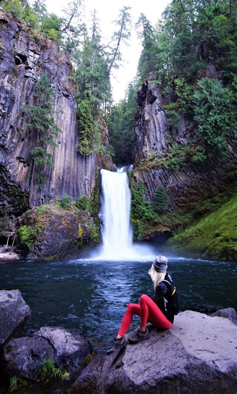 10 Amazing Waterfall Hikes In Oregon Waterfall Hikes Oregon Travel