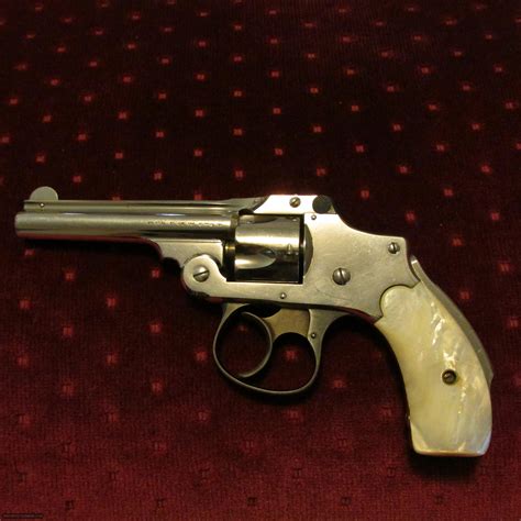 Smith And Wesson 32 Cal Safety Hammerless Revolver
