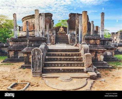 The Polonnaruwa Vatadage In The World Heritage City Polonnaruwa Sri