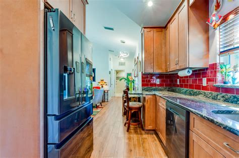 It can also have a dramatic impact on your heating and cooling bills. Kitchen with vaulted ceilings. Architect: Design Freedom ...