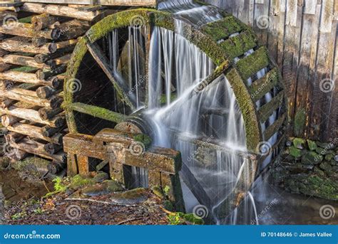 Grist Mill Water Wheel In Cades Cove Stock Photo Image Of Grist
