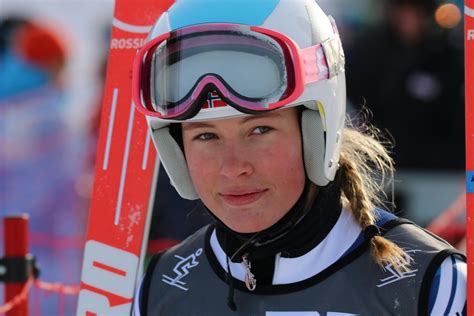 Kajsa vickhoff lie (born 20 june 1998) is an alpine skier who competes internationally for norway. Prova Lake Louise: Kajsa Lie Vickhoff fa sul serio - SciareMag