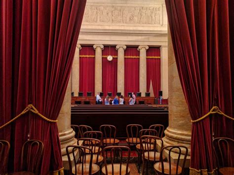 Us Supreme Court Room The Adventures Of Trail And Hitch
